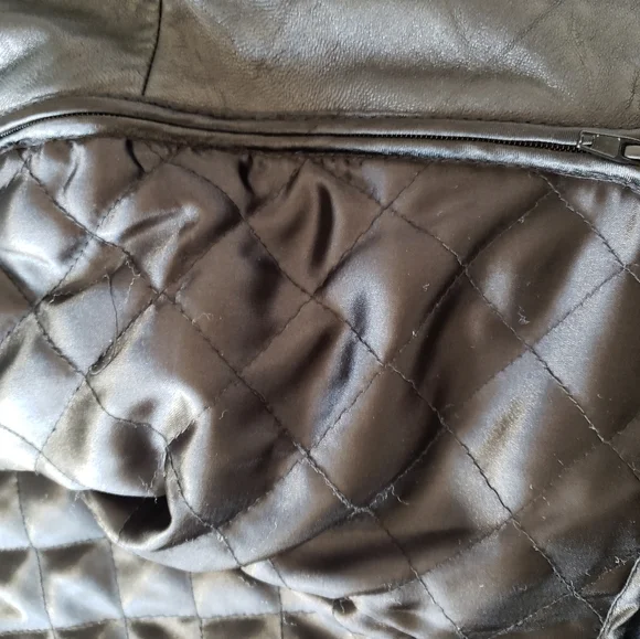 Leather jacket - Picture 8 of 12